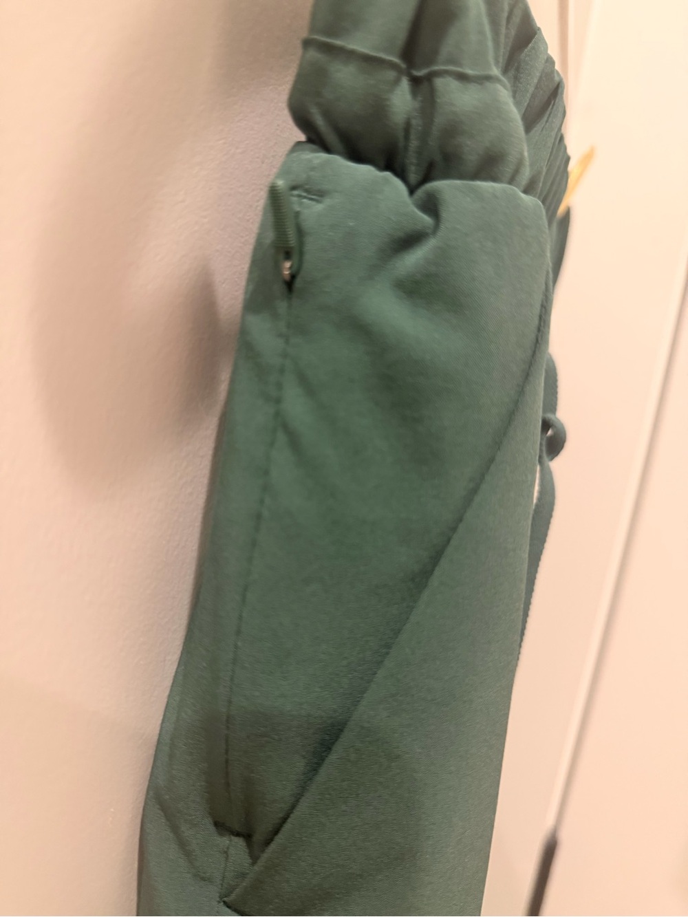 All in motion Active Light High-Rise Wide Leg Drawstring Pants in Forest Green - Picture 5 of 7